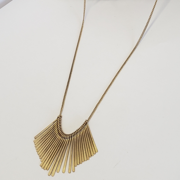 Unique Vintage Spike Necklace - Picture 5 of 11